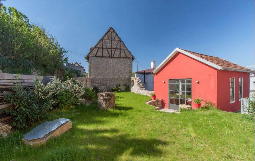 Wohnen am Schlossberg Thungen Exterior foto